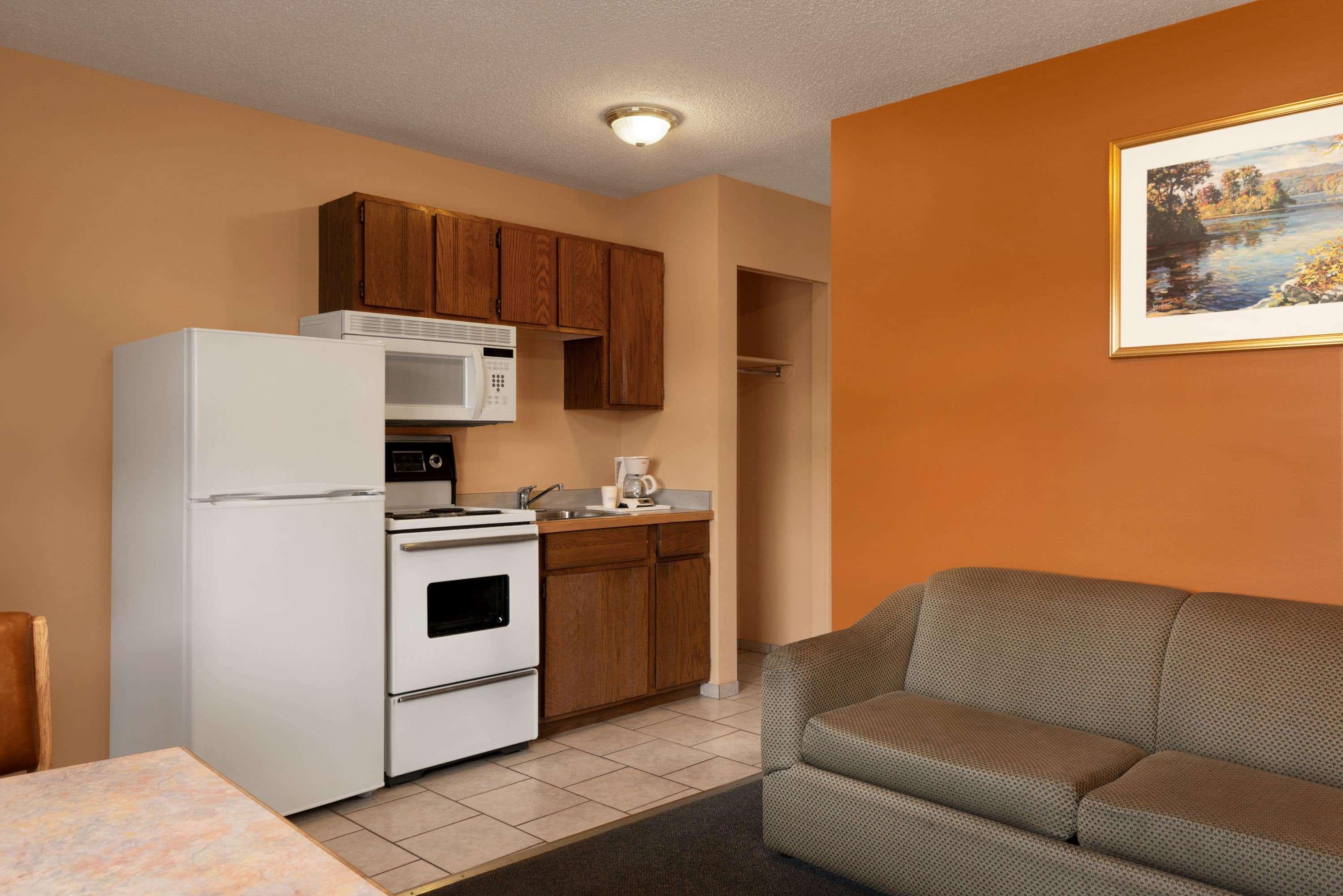 Travelodge By Wyndham Quesnel Bc Exterior foto